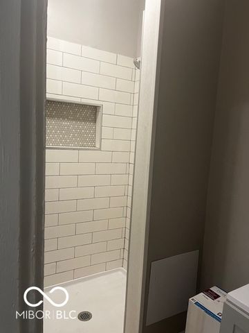 640 Woodruff Place Middle Drive, Indianapolis, IN 46201