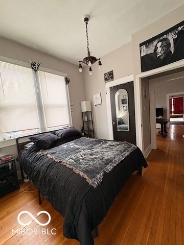 640 Woodruff Place Middle Drive, Indianapolis, IN 46201