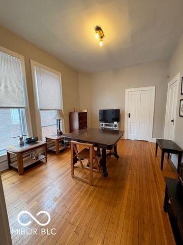 640 Woodruff Place Middle Drive, Indianapolis, IN 46201