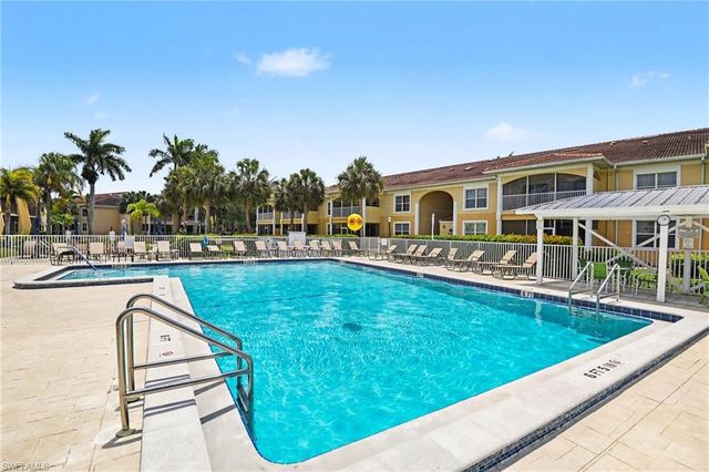 12501 McGregor BLVD 10, Fort Myers, FL 33919