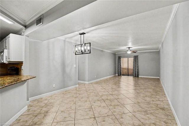 12501 McGregor BLVD 10, Fort Myers, FL 33919