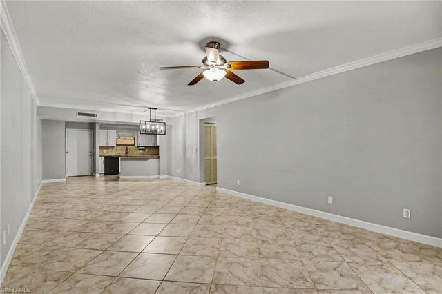 12501 McGregor BLVD 10, Fort Myers, FL 33919