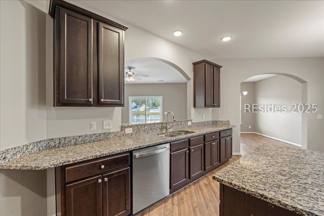 57 Running Oak Dr, Bluffton, SC 29910