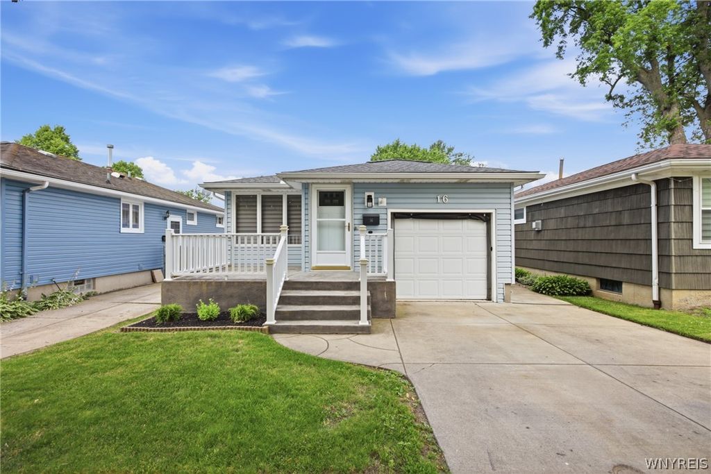 16 Augusta Street, Buffalo, NY 14220