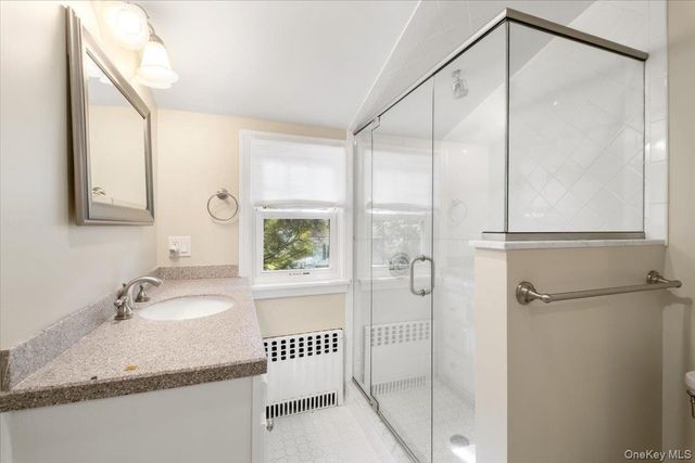 4 Sage Terrace, Scarsdale, NY 10583