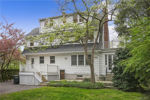 4 Sage Terrace, Scarsdale, NY 10583