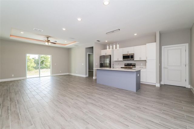 1055 DESMOINES LANE, Poinciana, FL 34759