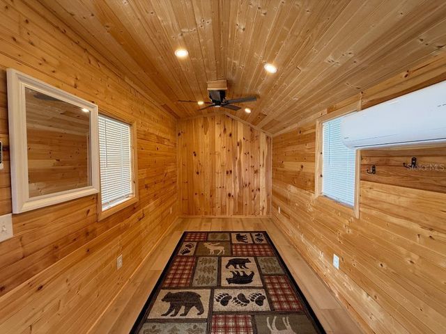 9265 GRIZZLY BEAR LANE, Weeki Wachee, FL 34613