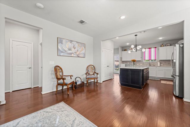 406 Thistle Thorn Drive, The Woodlands, TX 77382