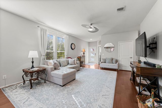 406 Thistle Thorn Drive, The Woodlands, TX 77382