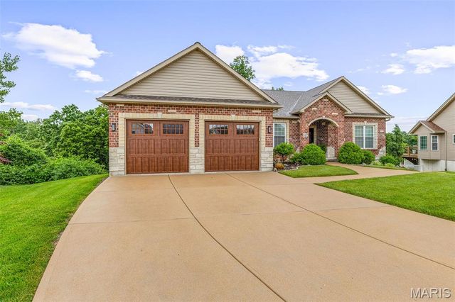 647 Alsace Drive, Pevely, MO 63070