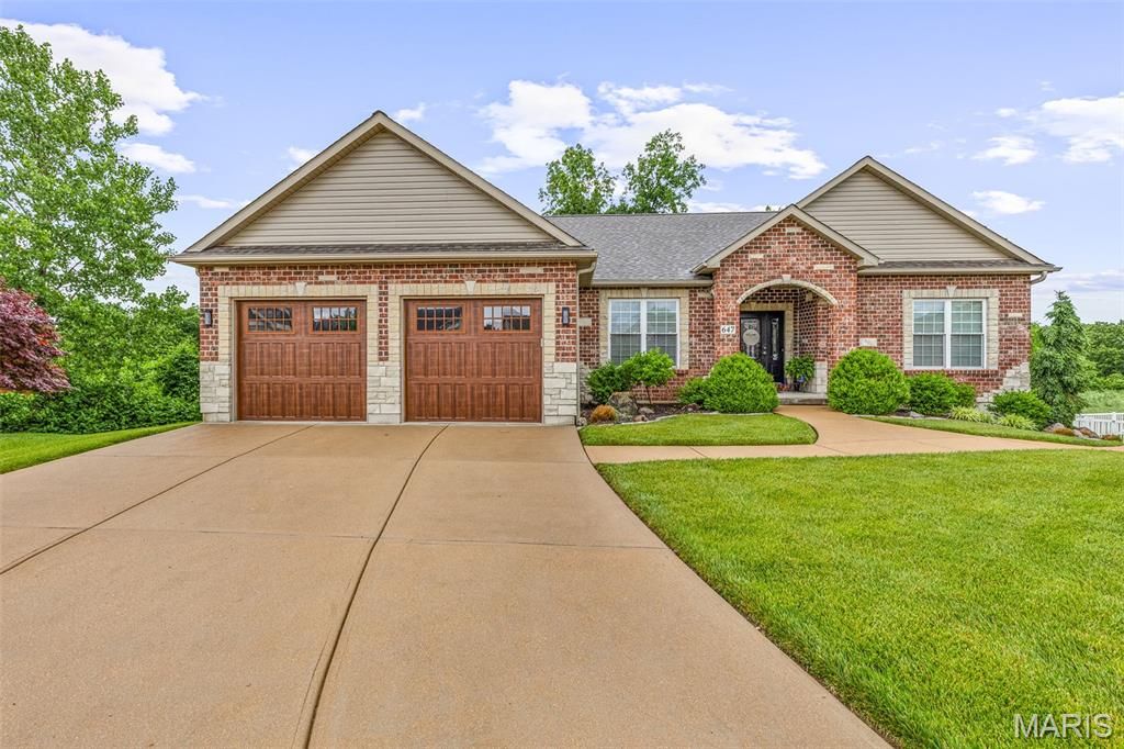 647 Alsace Drive, Pevely, MO 63070