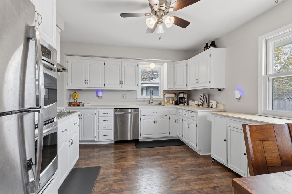 196 E 95th Street Circle, Bloomington, MN 55420 — photo 3