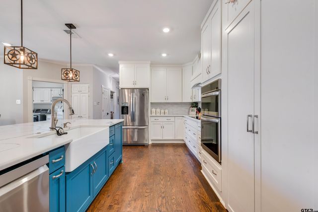 669 Van Zandt County Road 2316, Canton, TX 75103