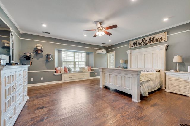 669 Van Zandt County Road 2316, Canton, TX 75103