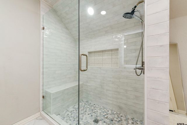 669 Van Zandt County Road 2316, Canton, TX 75103