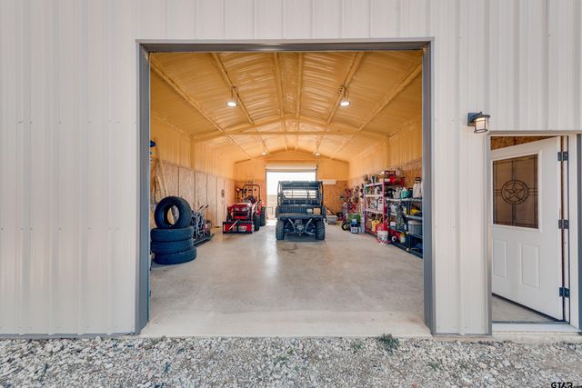 669 Van Zandt County Road 2316, Canton, TX 75103