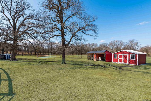 669 Van Zandt County Road 2316, Canton, TX 75103