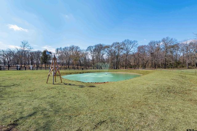 669 Van Zandt County Road 2316, Canton, TX 75103