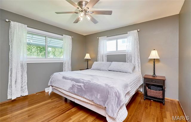 7107 General Sherman Lane, St Louis, MO 63123