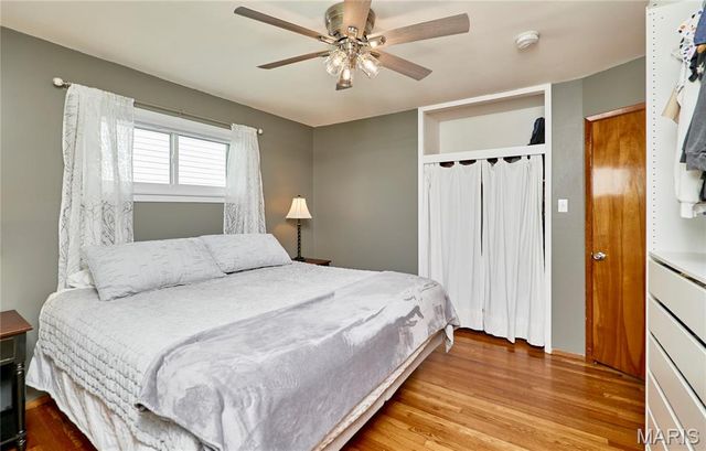7107 General Sherman Lane, St Louis, MO 63123