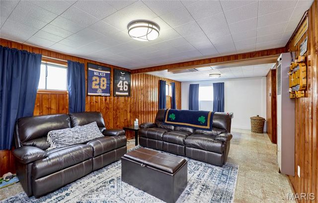 7107 General Sherman Lane, St Louis, MO 63123