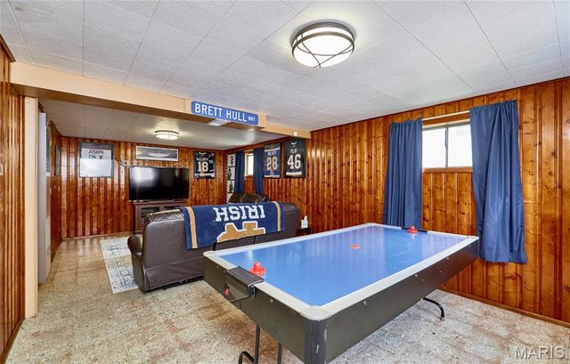 7107 General Sherman Lane, St Louis, MO 63123