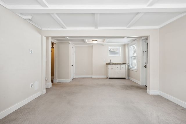 40 Humphreys St, Boston, MA 02125