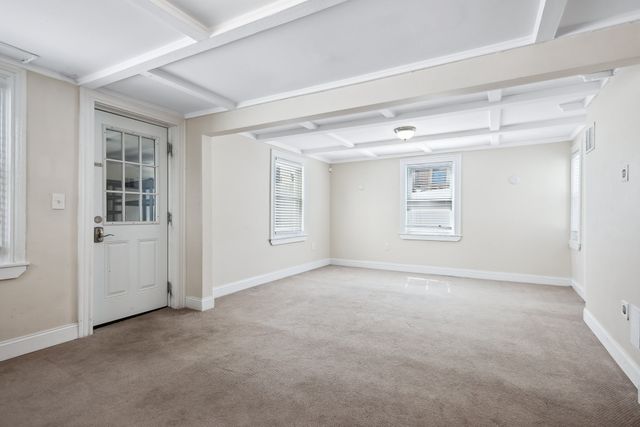 40 Humphreys St, Boston, MA 02125