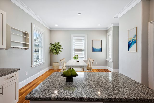 40 Humphreys St, Boston, MA 02125