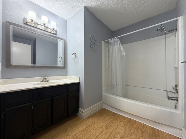 2825 Vancouver Dr, Corpus Christi, TX 78414