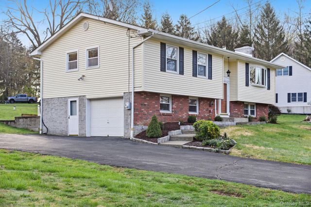 140 Chestnut Ridge Road, Mahopac, NY 10541