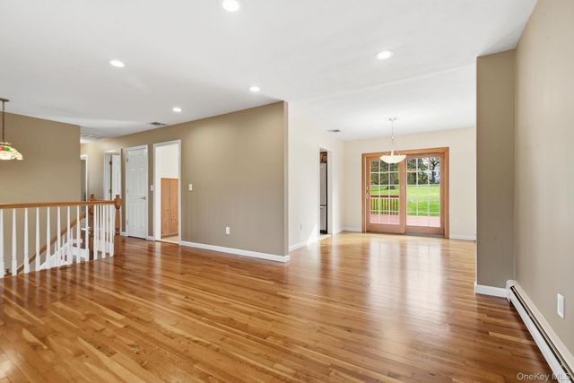 140 Chestnut Ridge Road, Mahopac, NY 10541