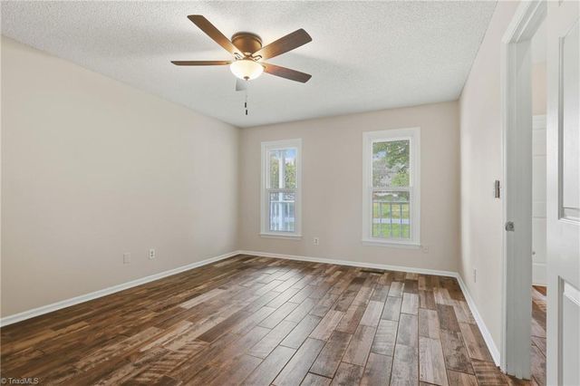 3080 Gladewater Court, Pfafftown, NC 27407