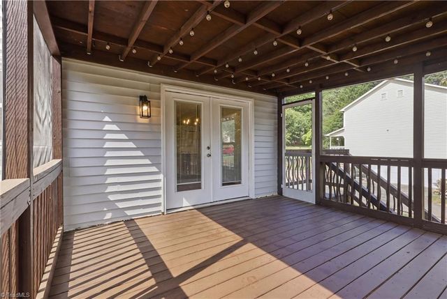 3080 Gladewater Court, Pfafftown, NC 27407
