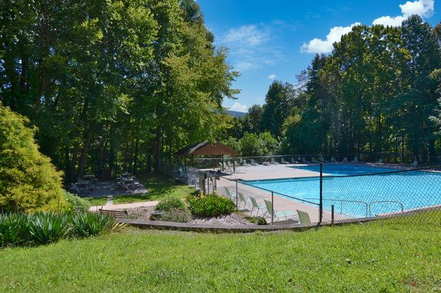 125 Waters Road, Ellijay, GA 30536