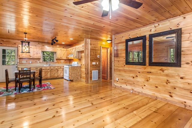 125 Waters Road, Ellijay, GA 30536