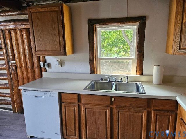 25122 Tidewater Trl, Tappahannock, VA 22560