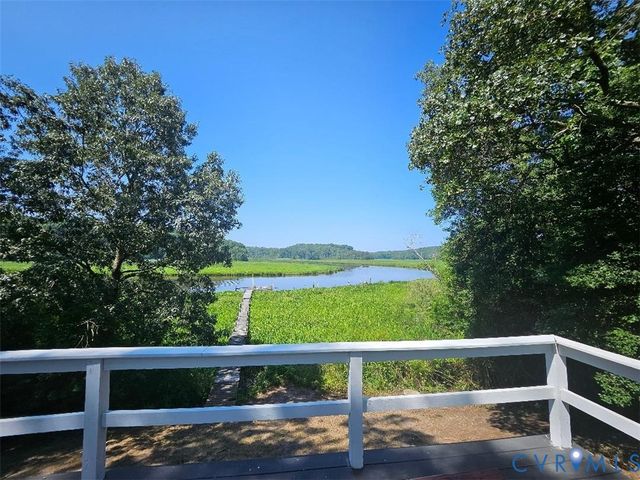 25122 Tidewater Trl, Tappahannock, VA 22560