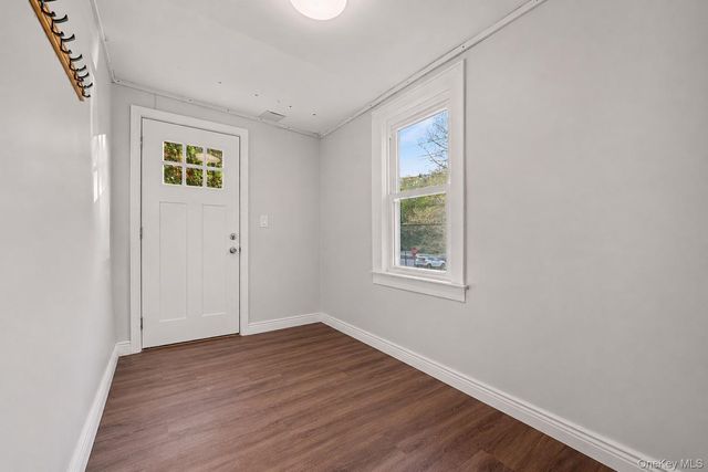 17 Grant Street, Pleasantville, NY 10570