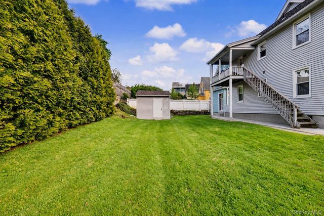 17 Grant Street, Pleasantville, NY 10570