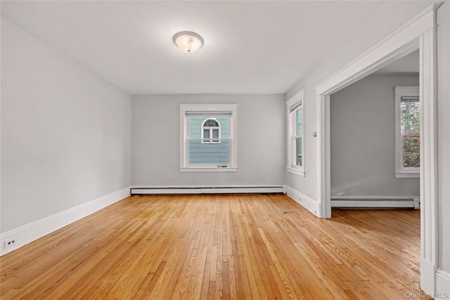 17 Grant Street, Pleasantville, NY 10570