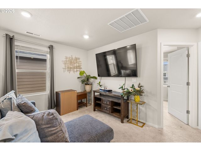 2722 U St, Springfield, OR 97477