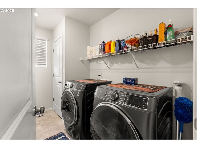 2722 U St, Springfield, OR 97477