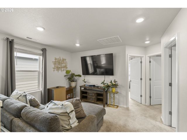 2722 U St, Springfield, OR 97477