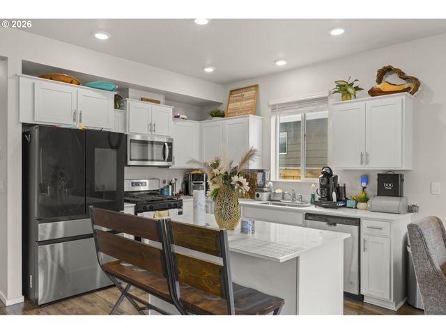 2722 U St, Springfield, OR 97477