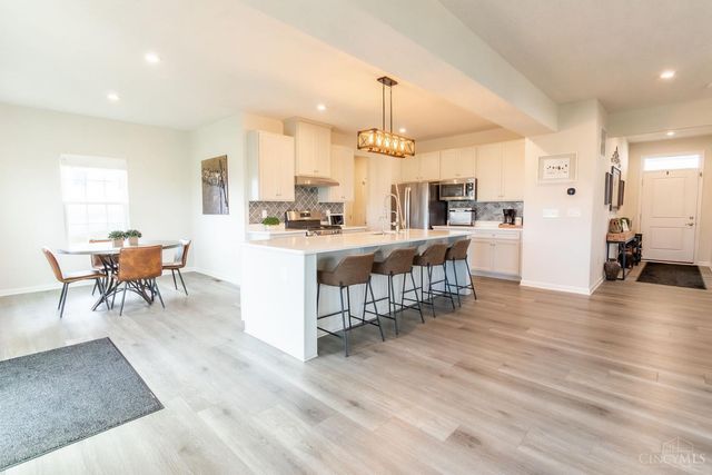 5976 Outlook Court, Hamilton Twp, OH 45152