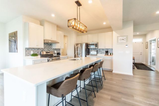 5976 Outlook Court, Hamilton Twp, OH 45152