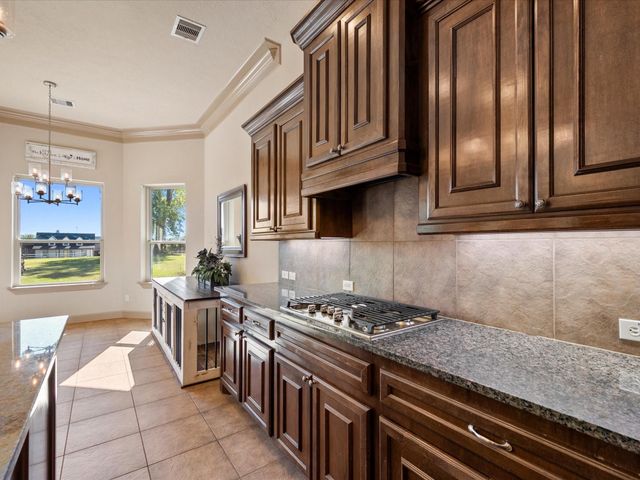 18925 Harbor Side Boulevard, Montgomery, TX 77356