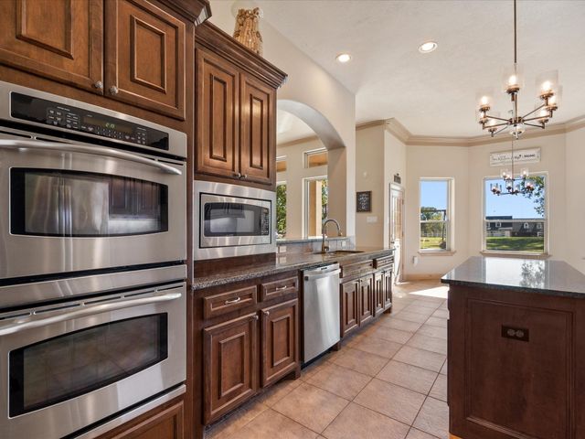 18925 Harbor Side Boulevard, Montgomery, TX 77356